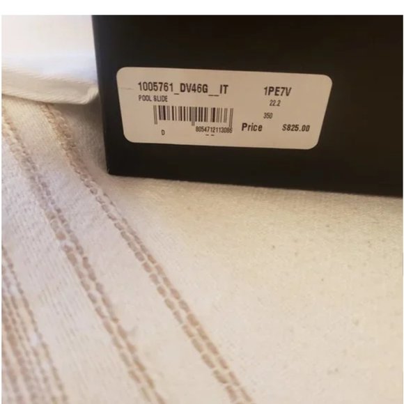 Versace Slides - Picture 4 of 5